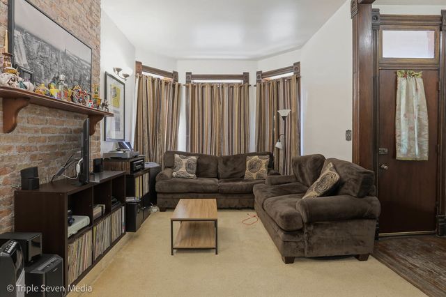 3315 S Wood Street, Chicago, IL 60608