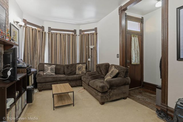 3315 S Wood Street, Chicago, IL 60608