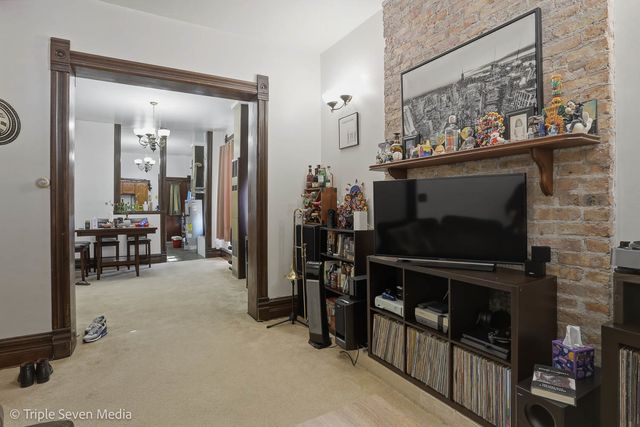 3315 S Wood Street, Chicago, IL 60608