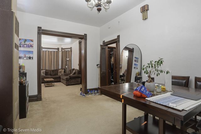 3315 S Wood Street, Chicago, IL 60608