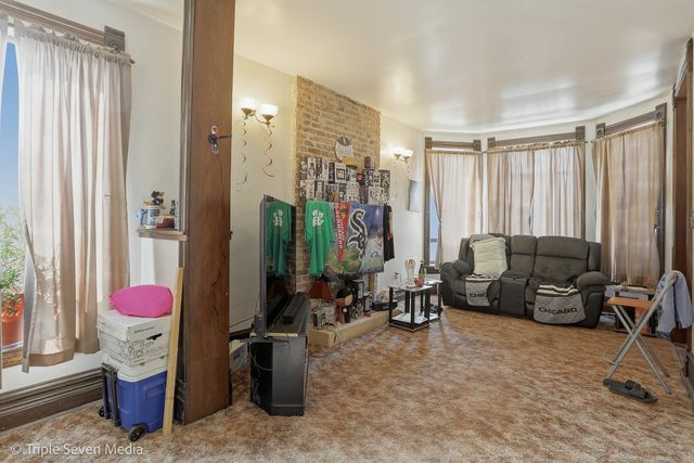 3315 S Wood Street, Chicago, IL 60608