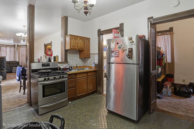 3315 S Wood Street, Chicago, IL 60608