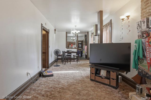 3315 S Wood Street, Chicago, IL 60608