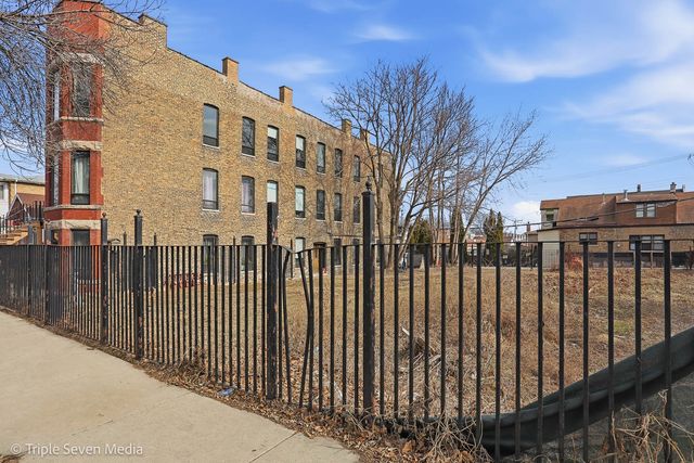 3315 S Wood Street, Chicago, IL 60608