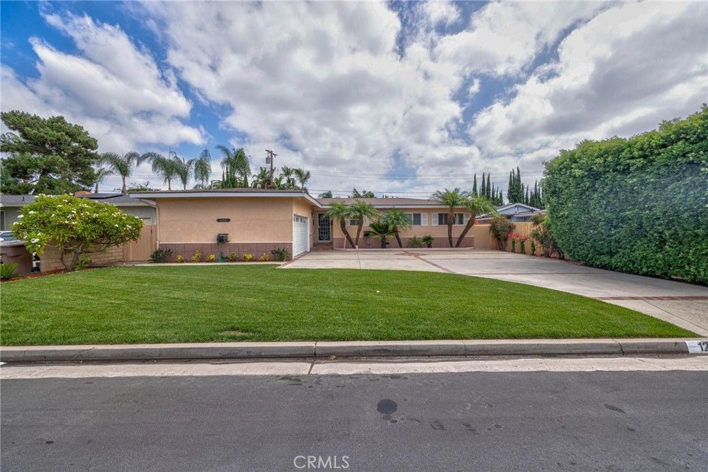 12392 Morrie, Garden Grove, CA 92840 — photo 2