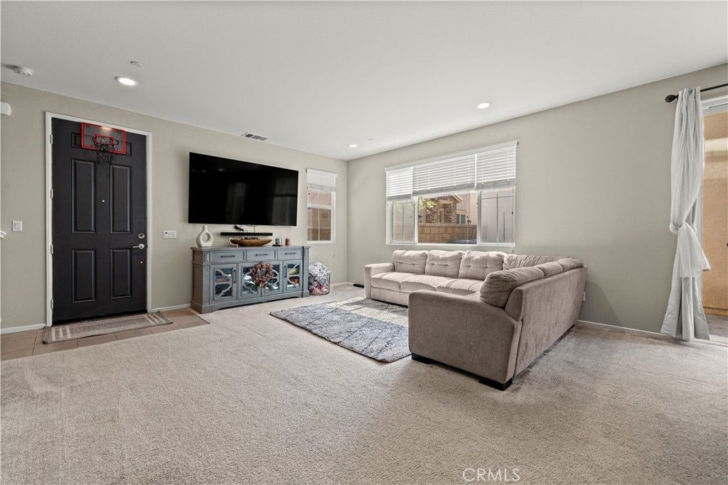 145 Camden Court, Perris, CA 92571 — photo 4