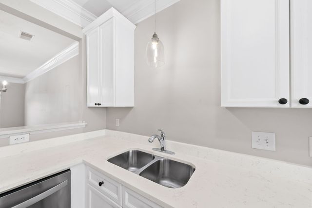908 Loxley Dr, Nashville, TN 37211