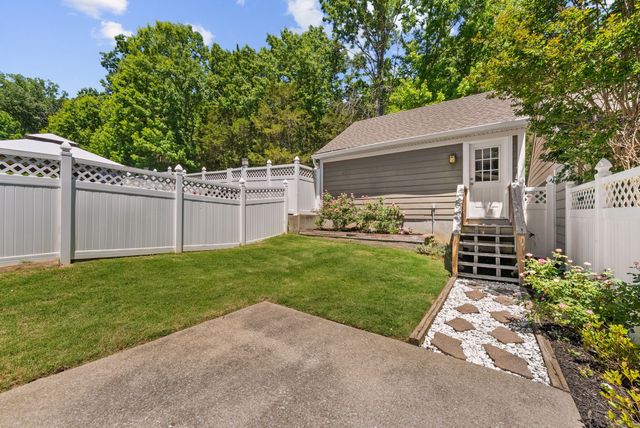 908 Loxley Dr, Nashville, TN 37211