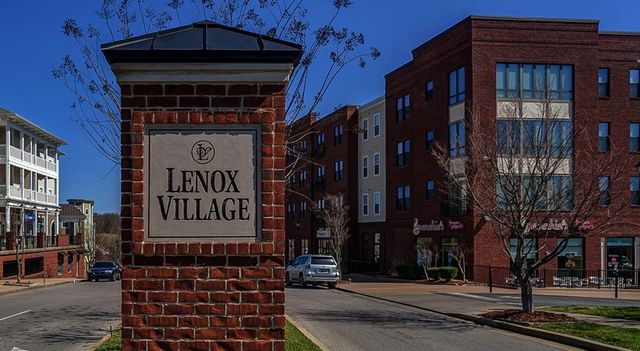 908 Loxley Dr, Nashville, TN 37211