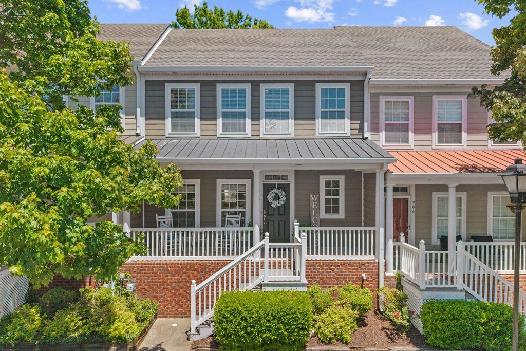 908 Loxley Dr, Nashville, TN 37211