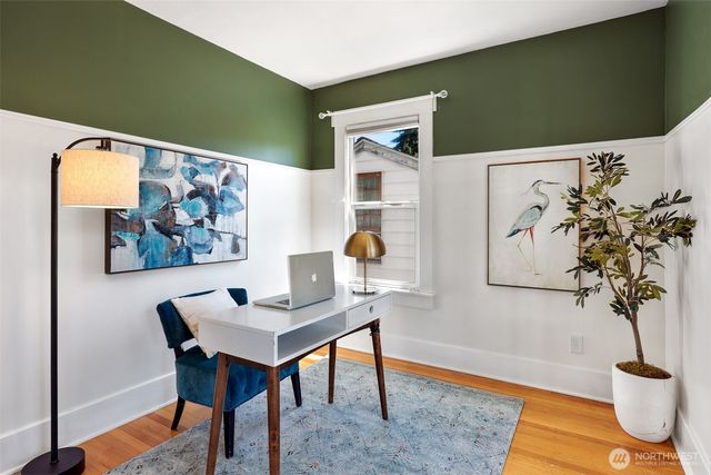 10327 Stone Avenue N, Seattle, WA 98133