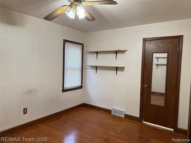 2801 Margaret Street, Melvindale, MI 48122