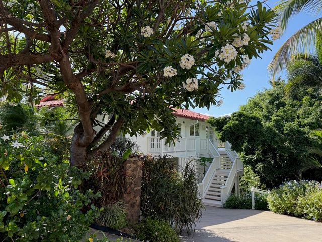 235 Keonekai Rd, Kihei, HI 96753