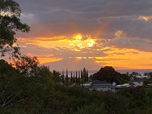 235 Keonekai Rd, Kihei, HI 96753
