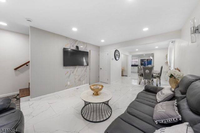 1426 Franklin St, Hillside Twp., NJ 07205