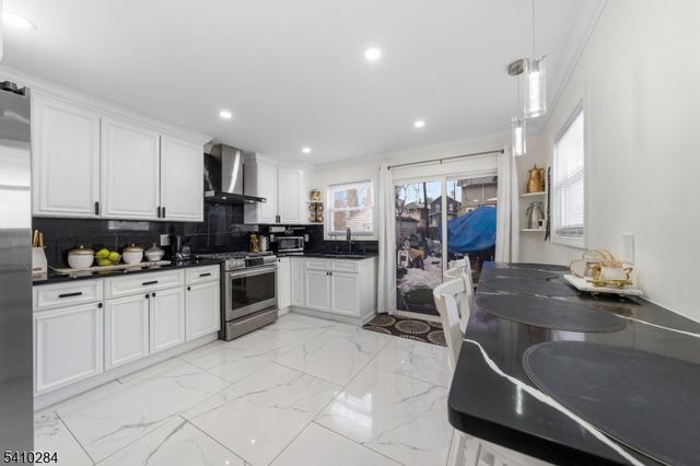 1426 Franklin St, Hillside Twp., NJ 07205