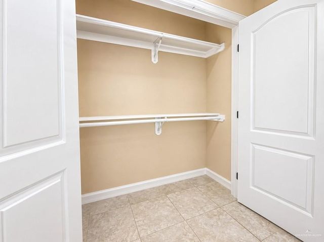 7713 N 40th Street, Mcallen, TX 78504