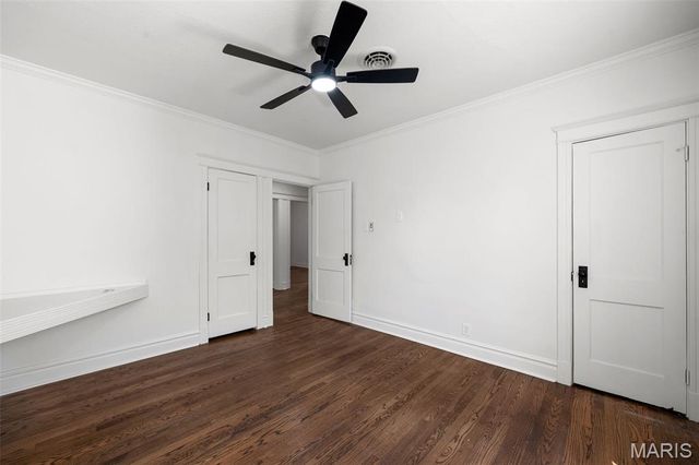 5006 Tholozan Avenue, St Louis, MO 63109