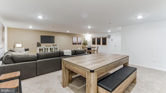 520 TROLLEY LANE, Sellersville, PA 18960