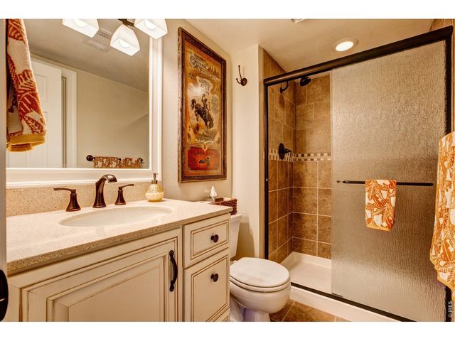 2213 Creekwood Dr, Fort Collins, CO 80525