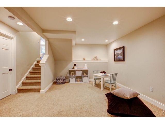 2213 Creekwood Dr, Fort Collins, CO 80525