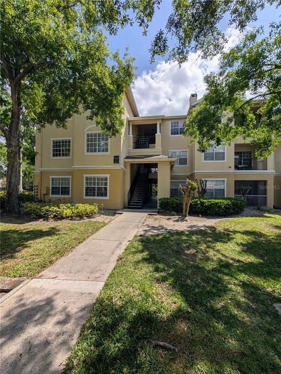 2632 ROBERT TRENT JONES DRIVE 110, Orlando, FL 32835