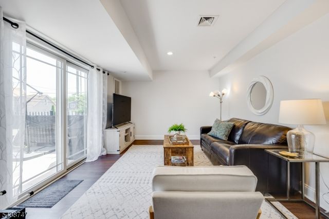 569 Springfield Ave Unit 7 7, Berkeley Heights Twp., NJ 07922