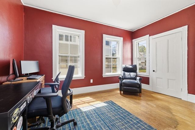 410 Cohannet St, Taunton, MA 02780