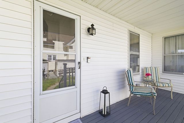 410 Cohannet St, Taunton, MA 02780