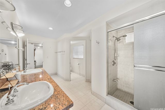 53-043 Kamehameha Highway, Hauula, HI 96717