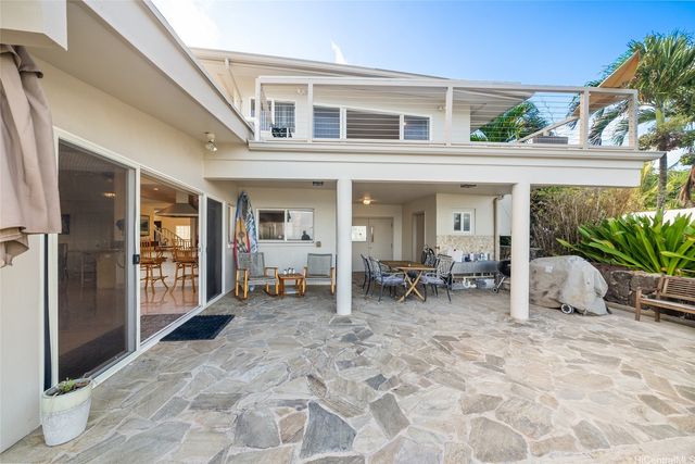 53-043 Kamehameha Highway, Hauula, HI 96717