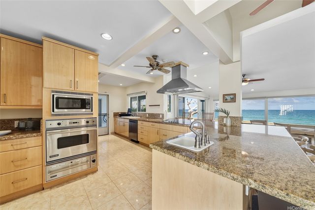 53-043 Kamehameha Highway, Hauula, HI 96717