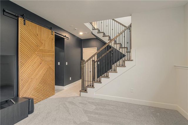 11727 N Laurel Avenue, Kansas City, MO 64157
