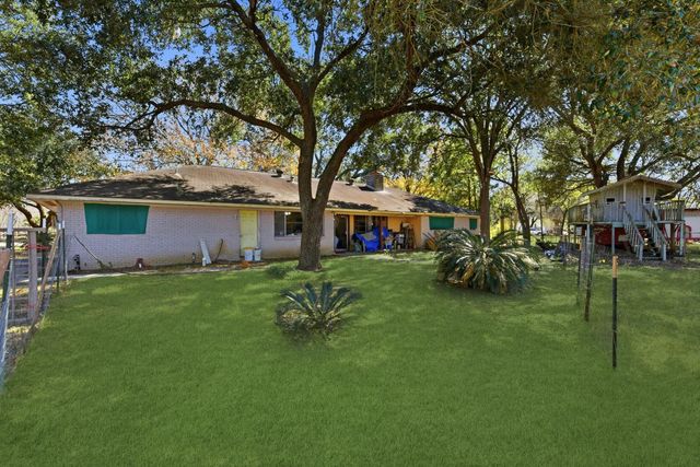11902 Dover Street, Houston, TX 77031