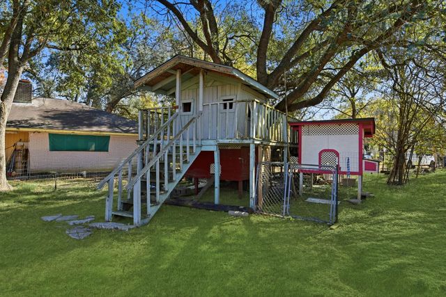 11902 Dover Street, Houston, TX 77031