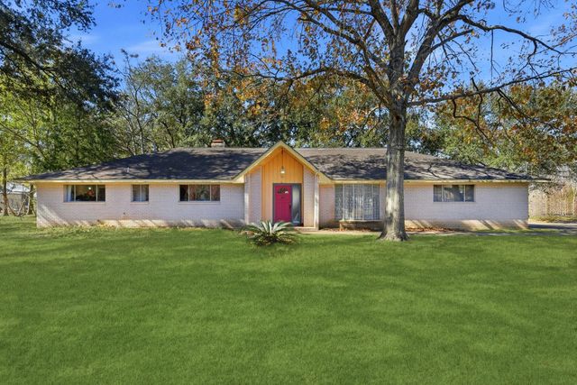 11902 Dover Street, Houston, TX 77031
