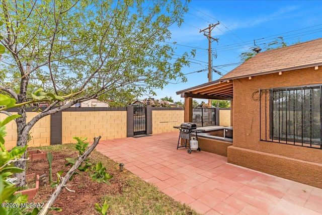 4510 S 3rd Avenue, Tucson, AZ 85714