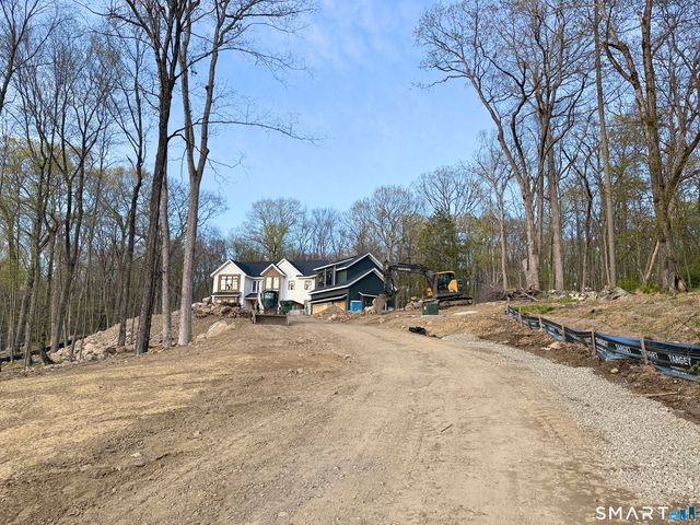 108 Old Farm Road, Weston, CT 06825