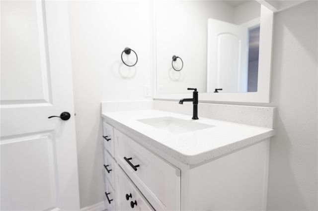 13137 NE 8th Street, Choctaw, OK 73020