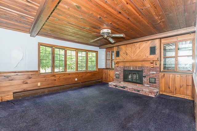 16 Westmont Cir, Shrewsbury, MA 01545