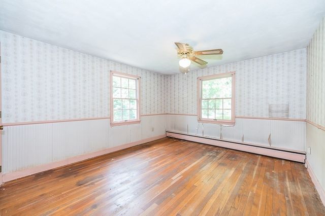 16 Westmont Cir, Shrewsbury, MA 01545