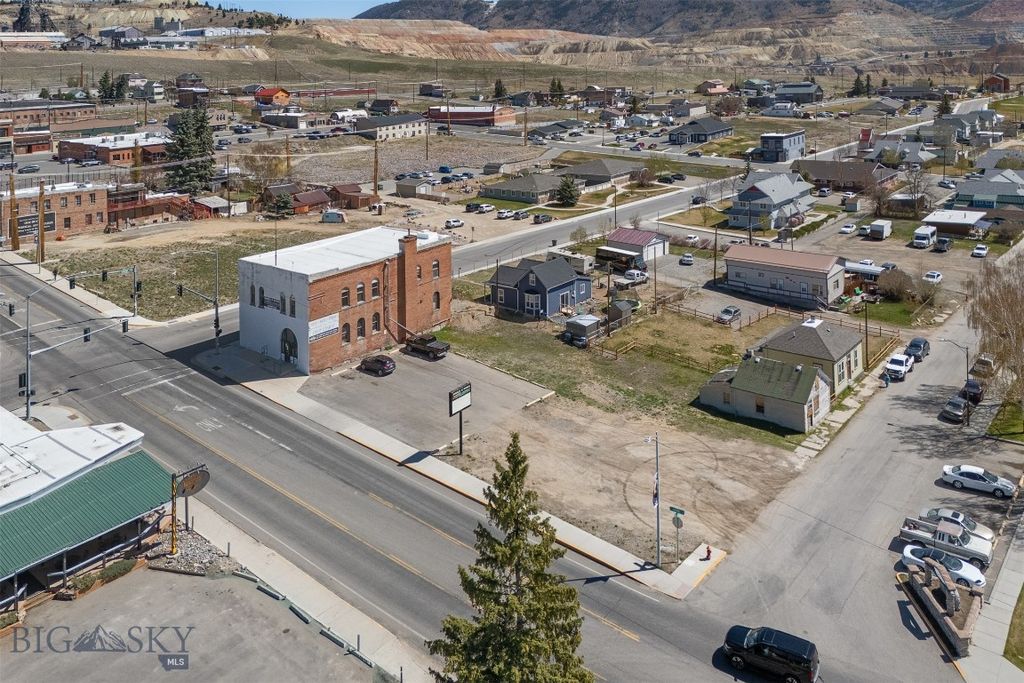 202 S Arizona Street, Butte, MT 59701 photo 3