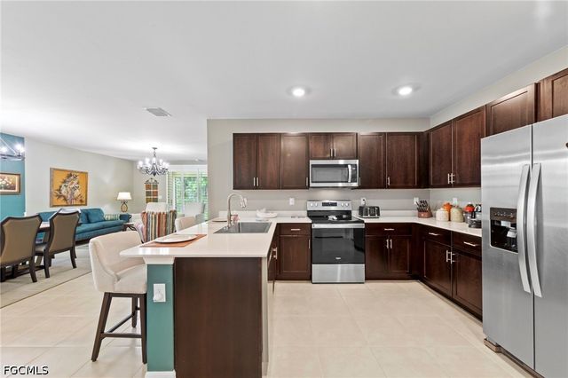 20615 Plumwood LOOP, North Fort Myers, FL 33917