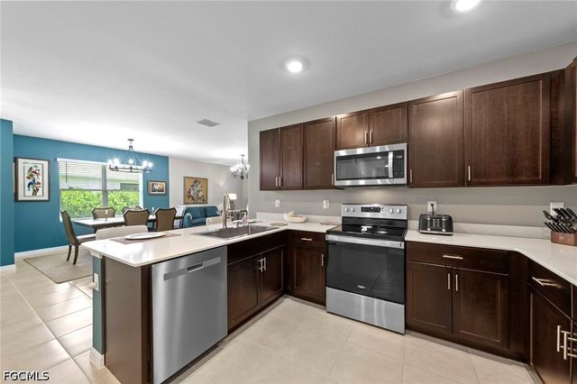 20615 Plumwood LOOP, North Fort Myers, FL 33917