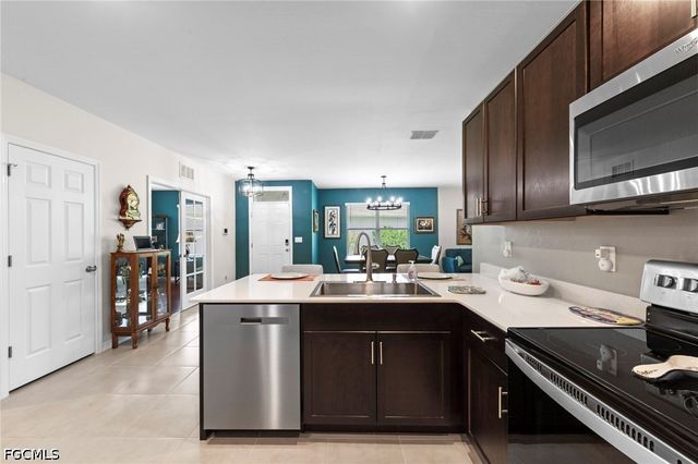 20615 Plumwood LOOP, North Fort Myers, FL 33917