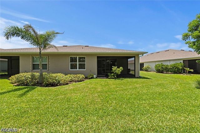 20615 Plumwood LOOP, North Fort Myers, FL 33917
