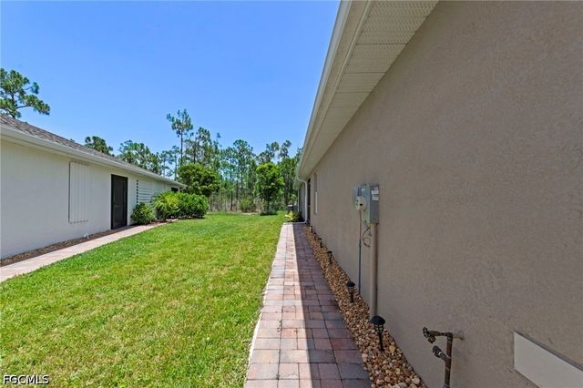 20615 Plumwood LOOP, North Fort Myers, FL 33917