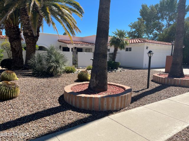 624 N Abrego Drive, Green Valley, AZ 85614