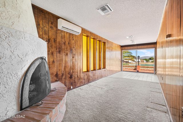 624 N Abrego Drive, Green Valley, AZ 85614