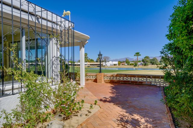 624 N Abrego Drive, Green Valley, AZ 85614